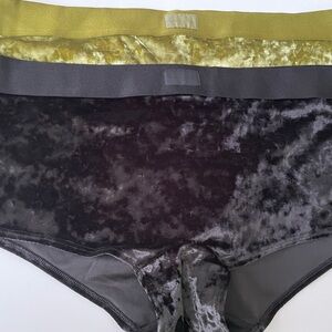 Pink velvet boyshort